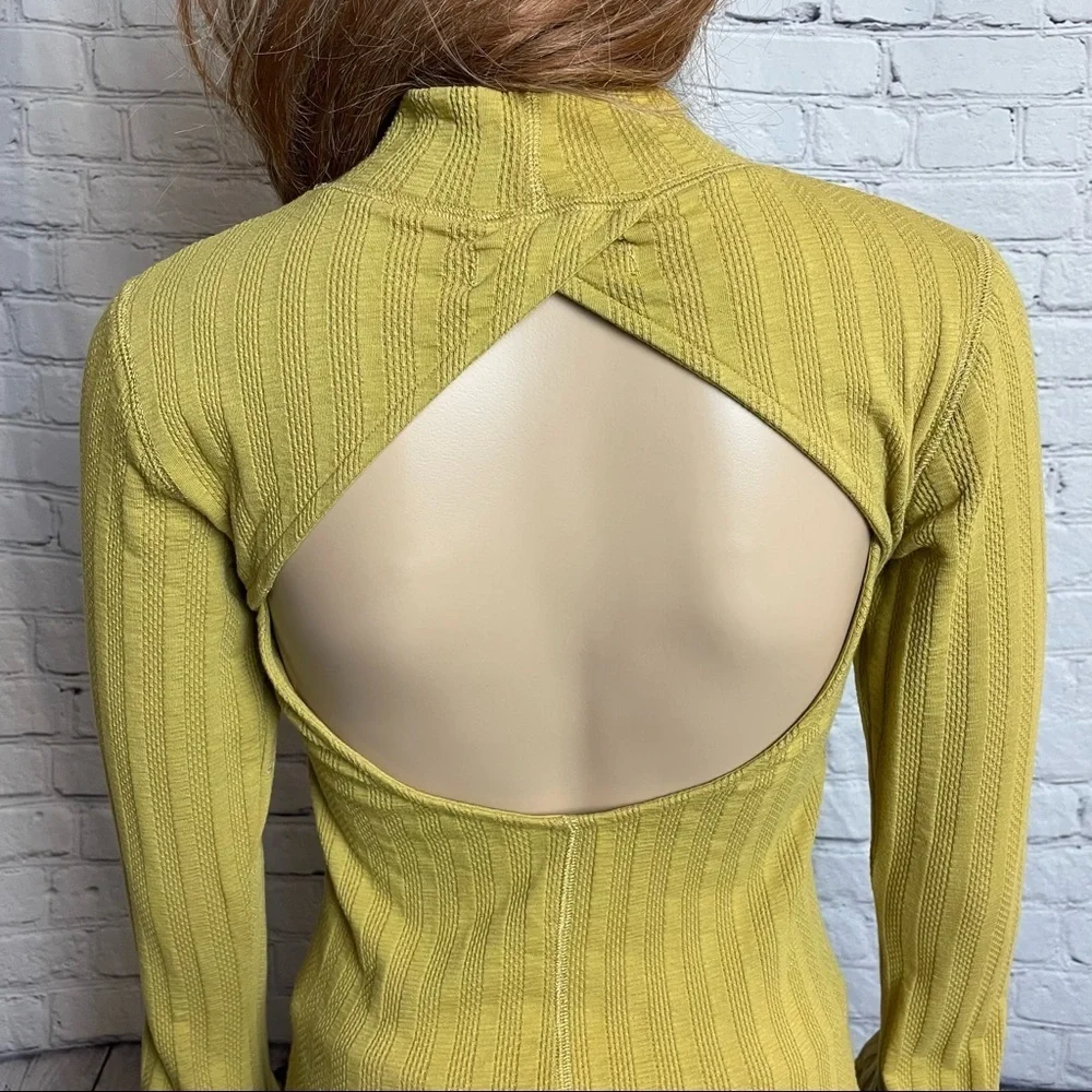 NWT New Free People Open Back Bell Sleeve Turtleneck Thermal Top Size XS